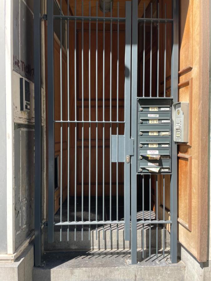 Le 25, Duplex Elegant Au Coeur Du Pietonnier Historique Apartamento Namur Exterior foto